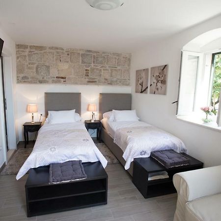 Morus Alba Apartment Сплит Екстериор снимка
