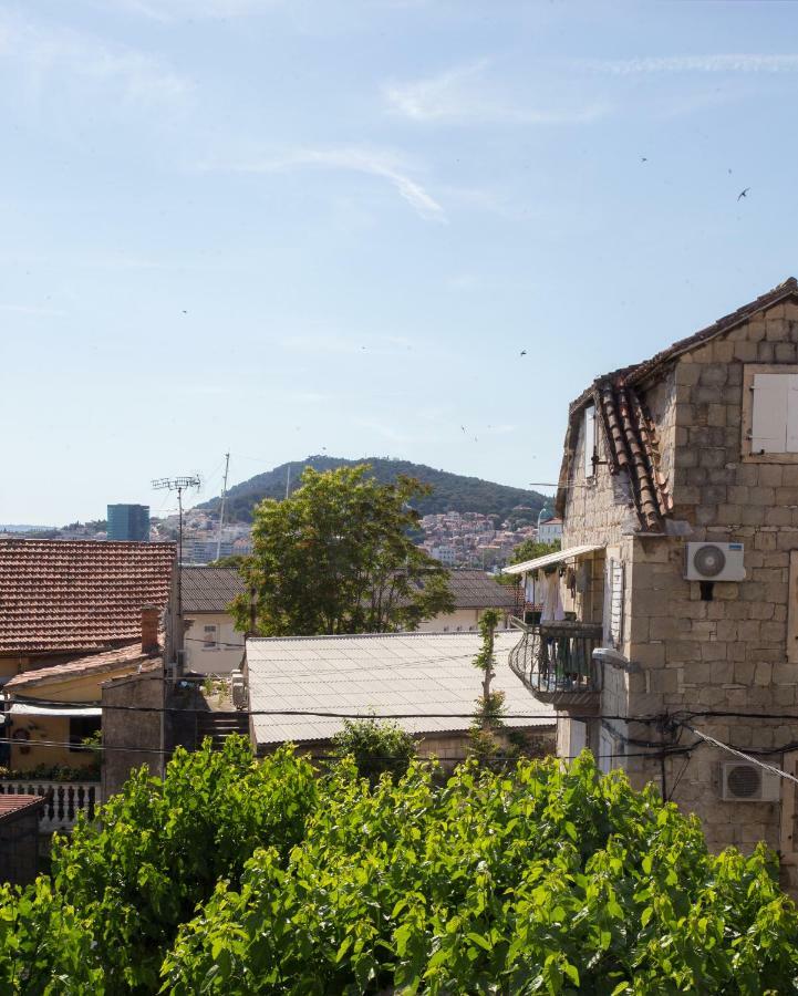 Morus Alba Apartment Сплит Екстериор снимка