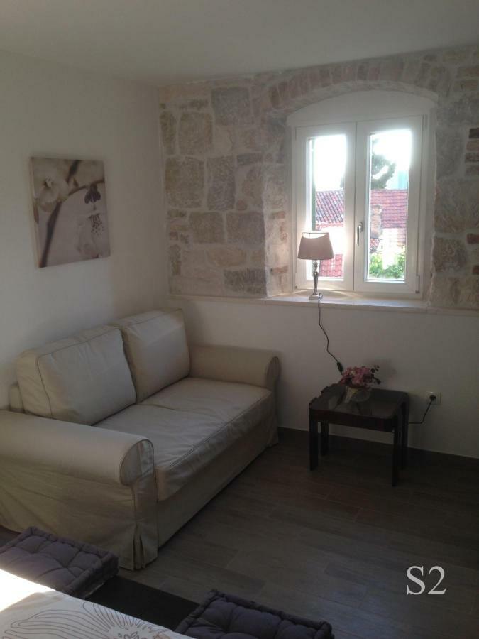 Morus Alba Apartment Сплит Екстериор снимка