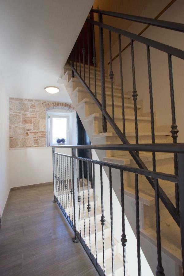 Morus Alba Apartment Сплит Екстериор снимка