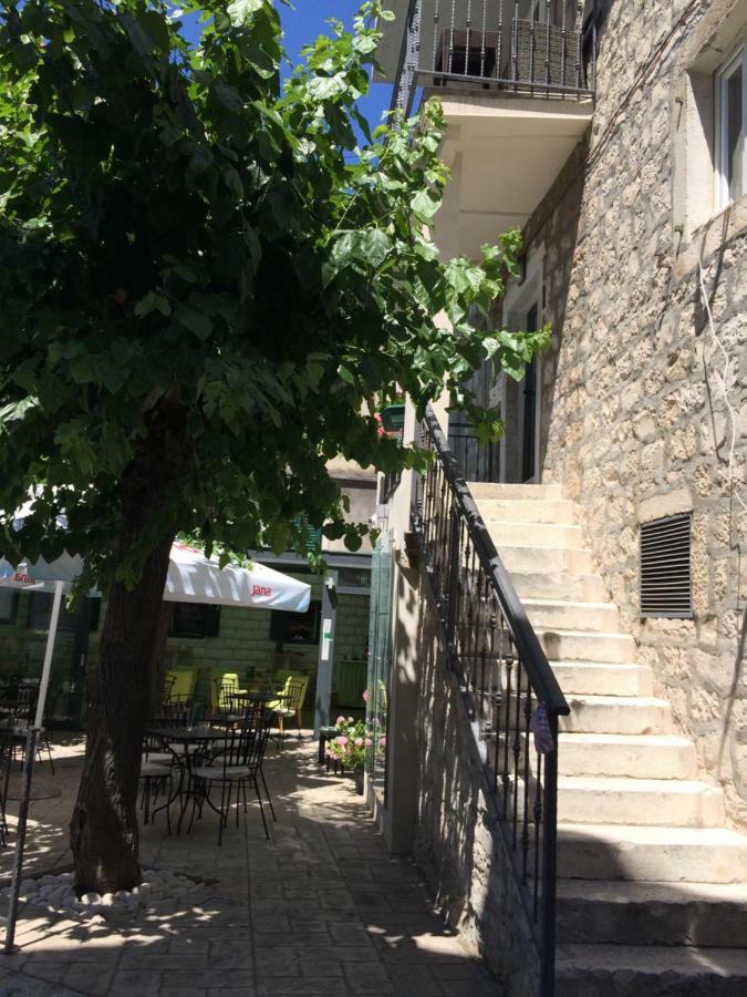 Morus Alba Apartment Сплит Екстериор снимка